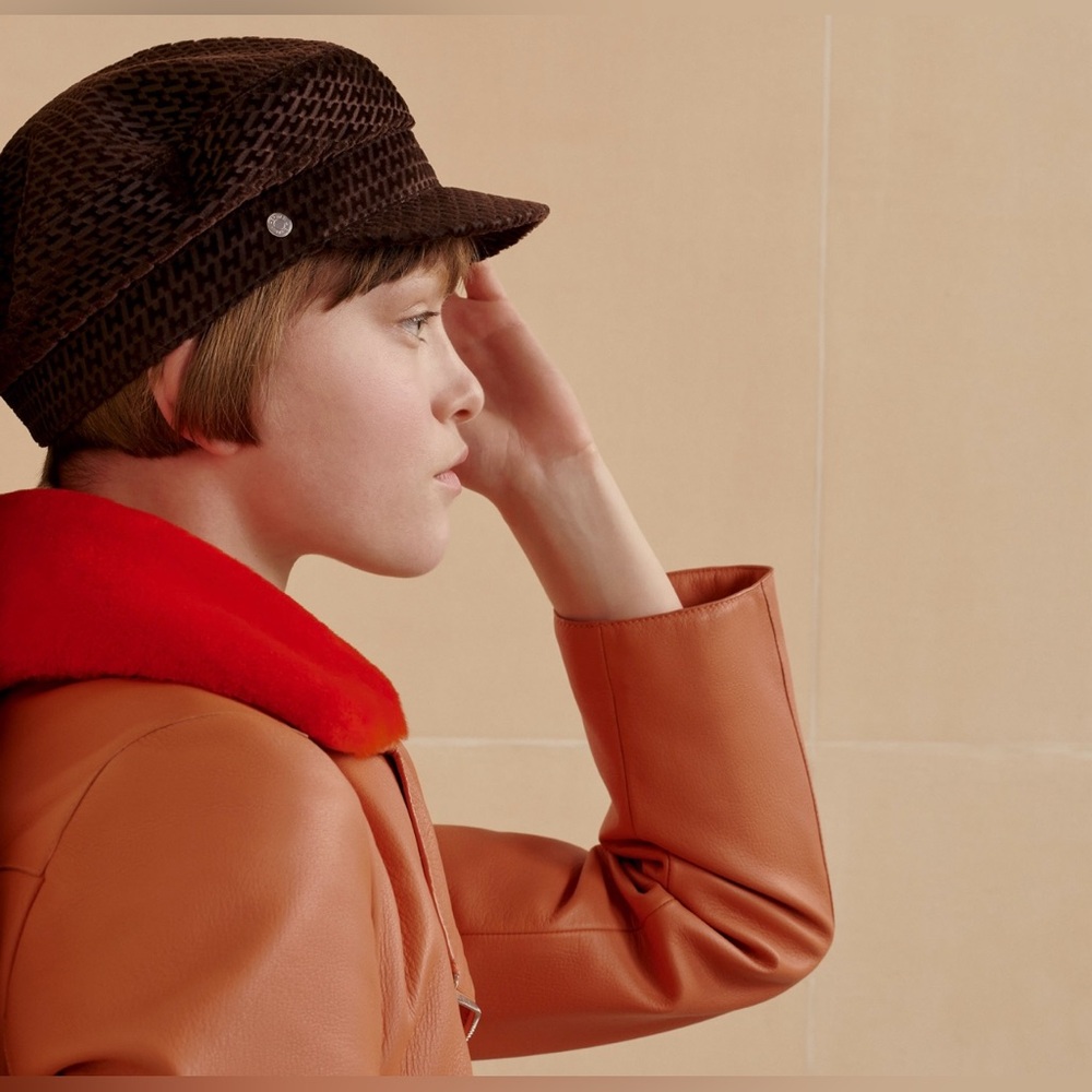 Hermes Vauban Velvet Hat - Picture 7 of 7